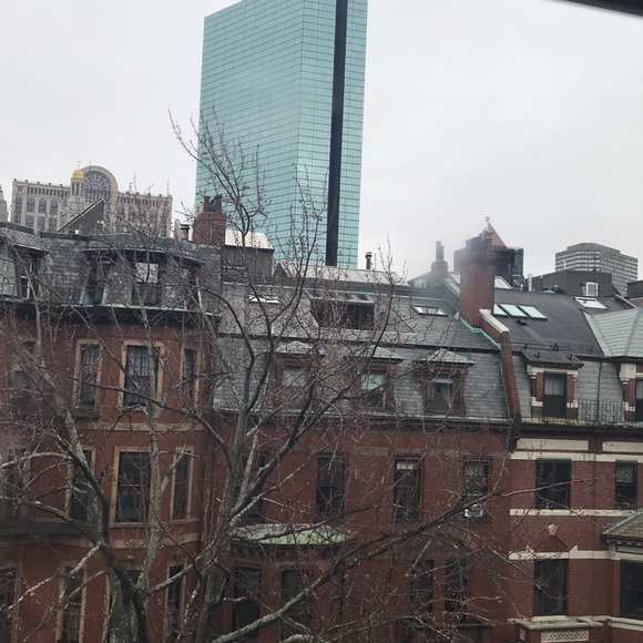 Meet your Posher, Lynne - Picture 1 of 1